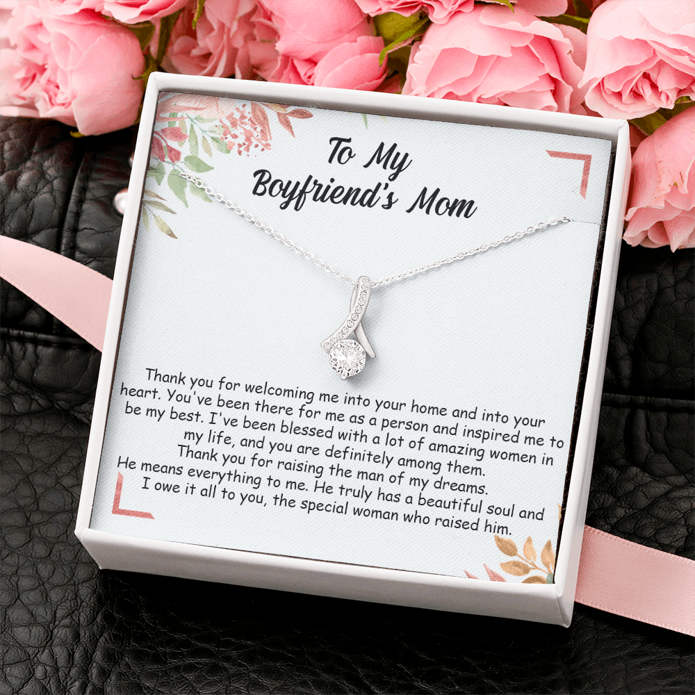 to my boyfriend's mom necklace, thank you for raising the man of my dreams alluring beauty necklace gift