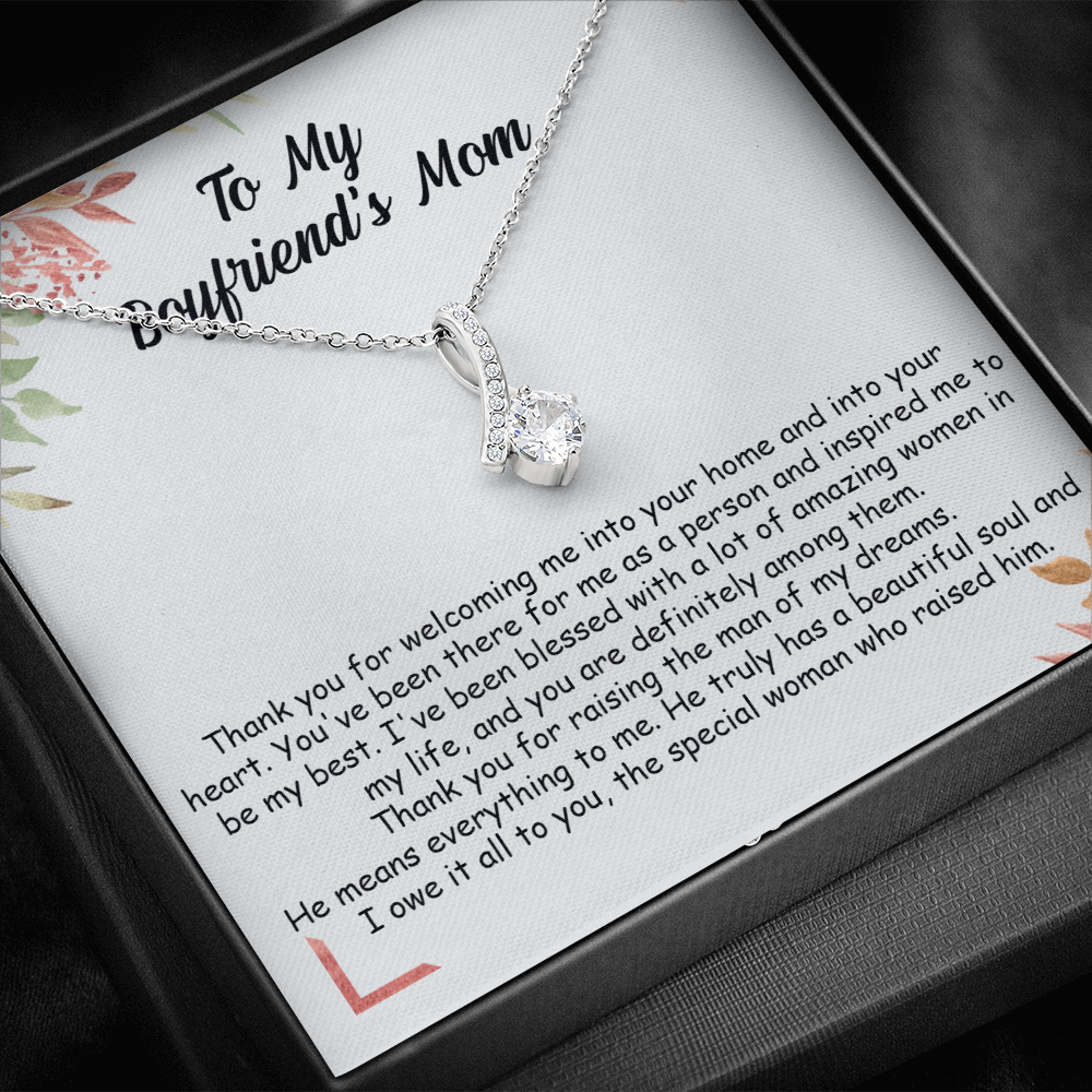 to my boyfriend's mom necklace, thank you for raising the man of my dreams alluring beauty necklace gift